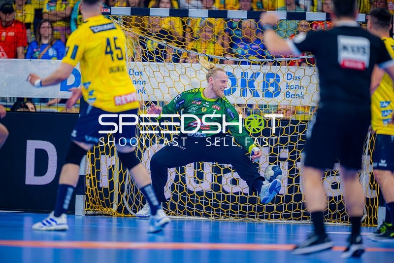 Handball I Herren I Mikael Appelgren (1;Rhein Neckar Löwen) wehrt Ball ab