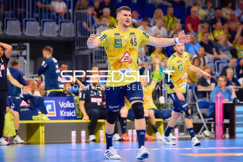 Aktion von {TeamID_45_45} in Halbzeit