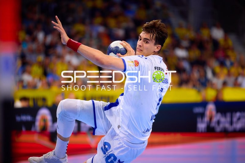 Handball I Herren I Saison 2024-2025 I Daikin HBL I 12. Spieltag I Julian Koester (7;VfL Gummersbach) wirft aufs Tor