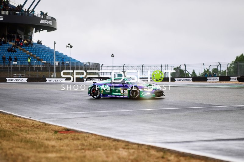 Eastalent Racing Team (84): Christian Klien, Max Hofer, Norbert Siedler, Simon Reicher auf nasser Strecke