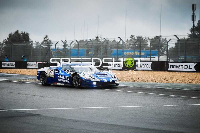 REALIZE KONDO RACING with Rinaldi (45): Axcil Jefferies, David Perel, Felipe Fernandez Laser, Thomas Neubauer auf nasser Strecke