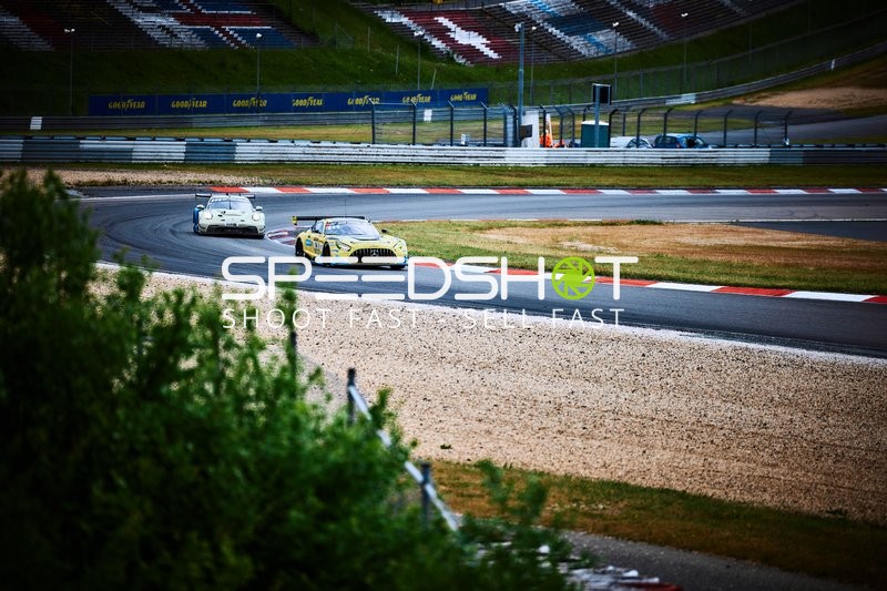 GT3 Fahrzeuge auf Strecke