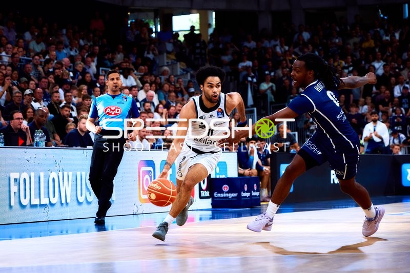 Dribbling und Verteidigung im Playoff-Spiel