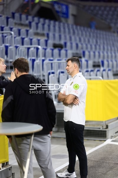 Coach gibt Anweisungen