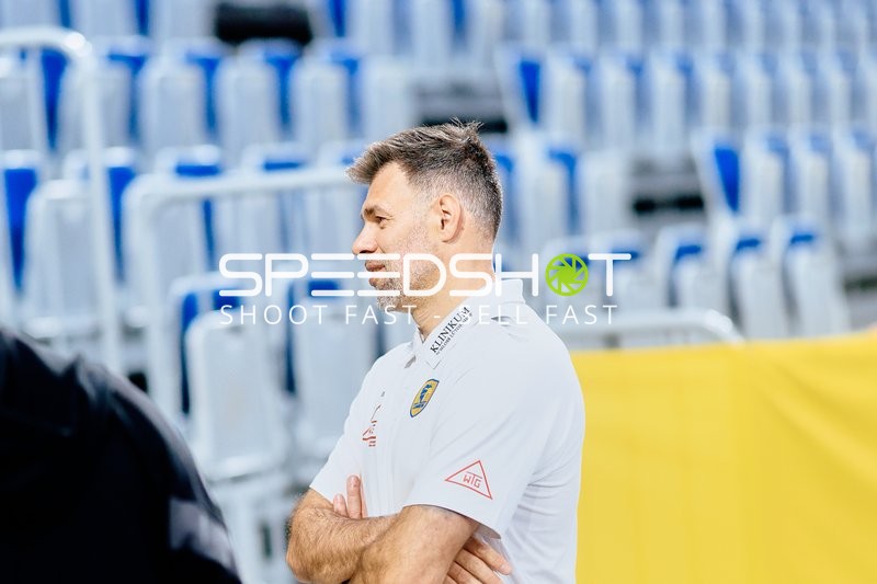 Coach gibt Anweisungen