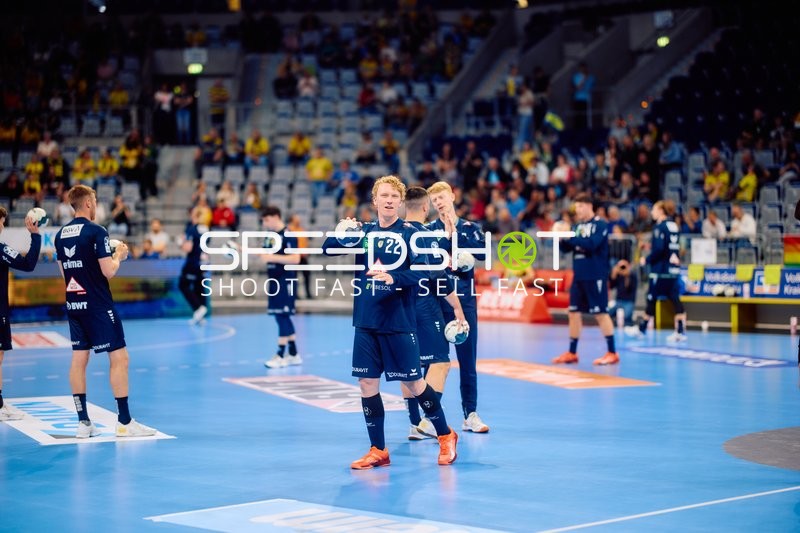 Ballkontrolle durch Spieler Nummer 22