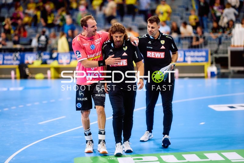 Unterstützung zwischen Spielern und Trainern