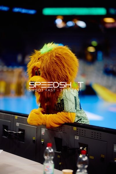 Handball-Event Impression mit Maskottchen