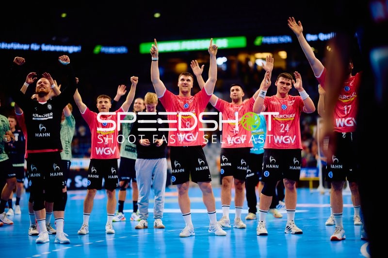 Team TVB 1898 Stuttgart feiert Erfolg