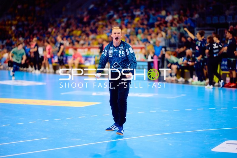 David Späth (29; Rhein Neckar Löwen) jubelt