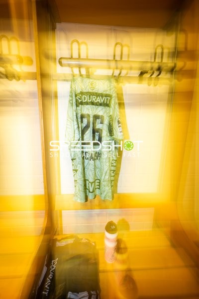 Trikot von Niklas Michalski (26; Rhein Neckar Löwen) in Kabine