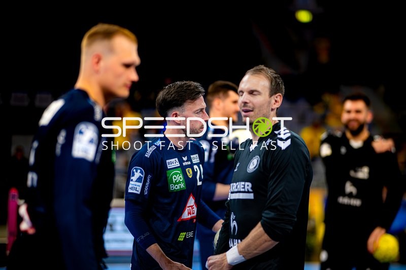 Begrüßung vor dem Spiel