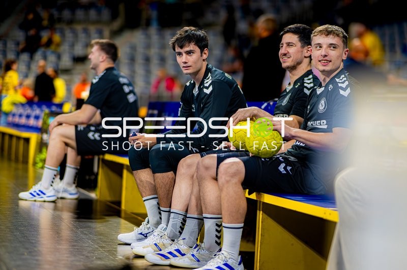 Spieler des TVB 1898 Stuttgart auf Bank