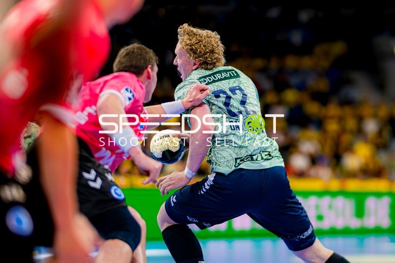 Ballführung und Verteidigung im Duell