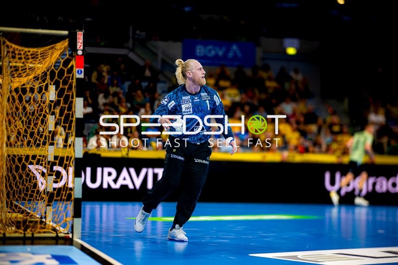 Torwart Mikael Appelgren (1; Rhein Neckar Löwen) wirft aufs Tor