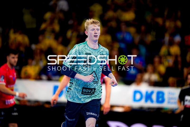 Spieler läuft ins Positionsspiel