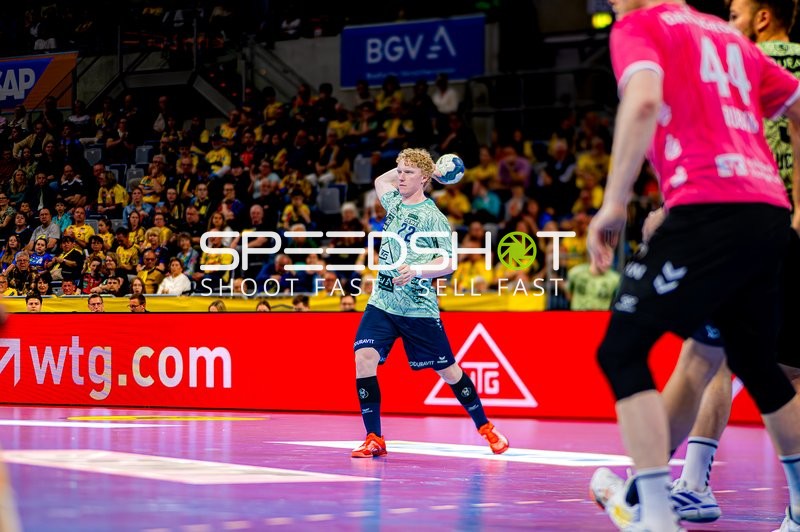 Wurf von Gustav Davidsson (22; Rhein Neckar Löwen)