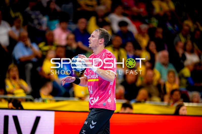 Pass von Kai Häfner (34; TVB 1898 Stuttgart)