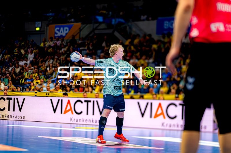 Wurf von Gustav Davidsson (22; Rhein Neckar Löwen)