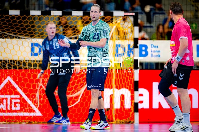 Verteidigung vor dem Tor