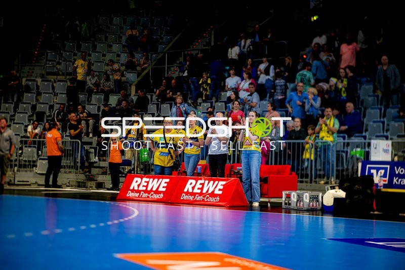 Team Rhein Neckar Löwen feiert Sieg