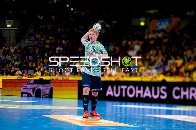 Wurf von Gustav Davidsson (22; Rhein Neckar Löwen)