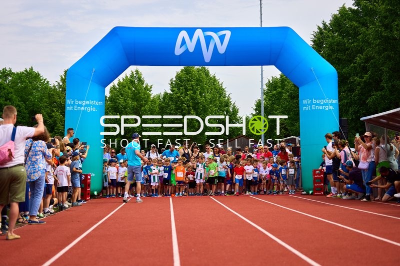 TVE Sommerlauf Edingen 2025: Start der Kinderläufe am TVE Sportzentrum