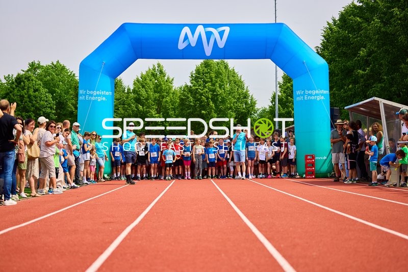 TVE Sommerlauf Edingen 2025: Start des Laufs am TVE Sportzentrum