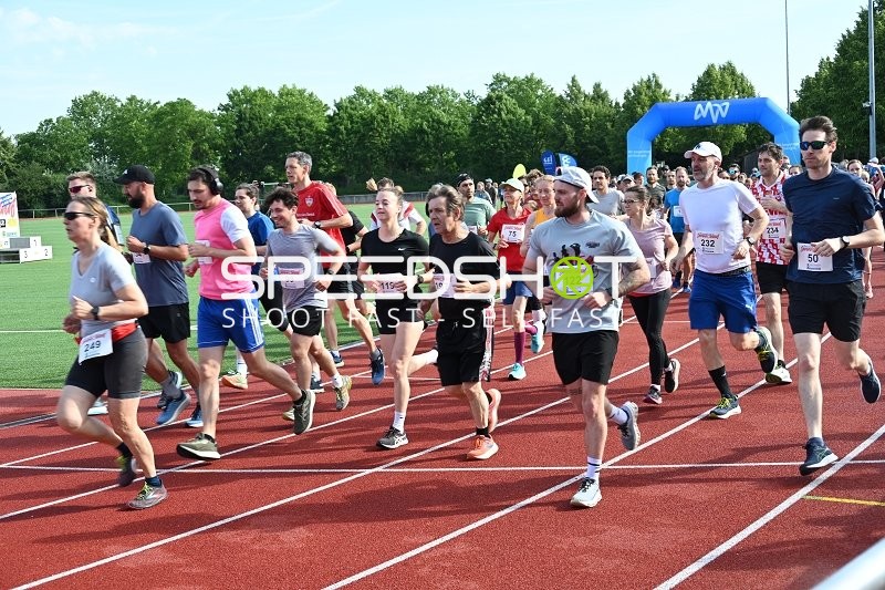 Gemeinsamer Start TVE Sommerlauf Edingen