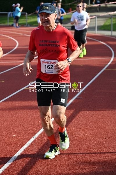 Läufer beim TVE Sommerlauf Edingen