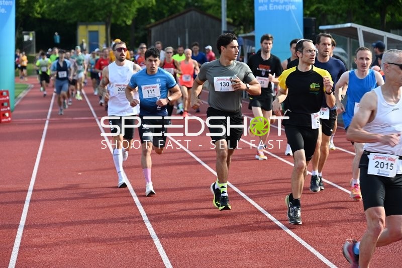 Läufer beim TVE Sommerlauf Edingen 2025