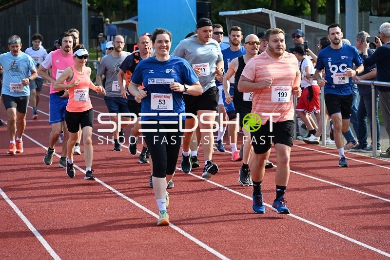 Gemeinsamer Start beim TVE Sommerlauf