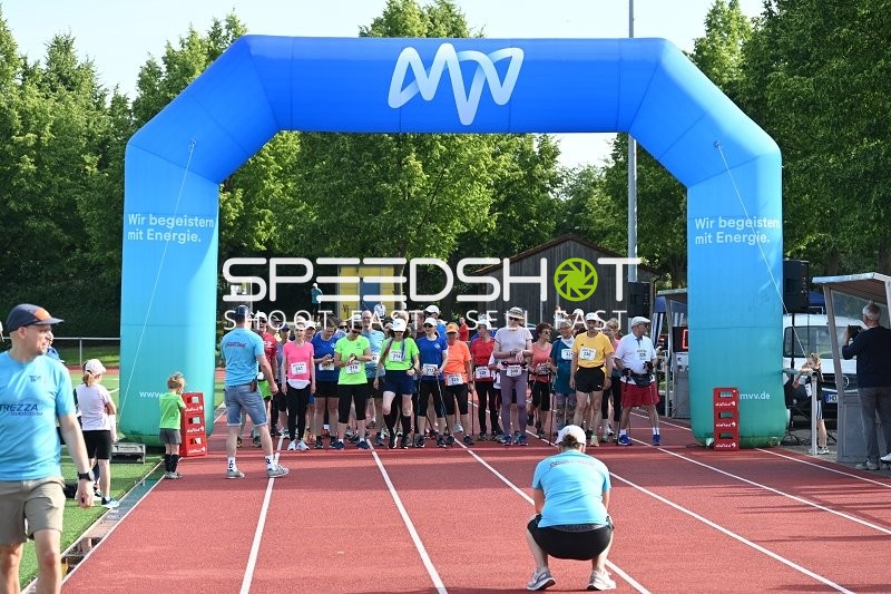 Startaufstellung TVE Sommerlauf Edingen