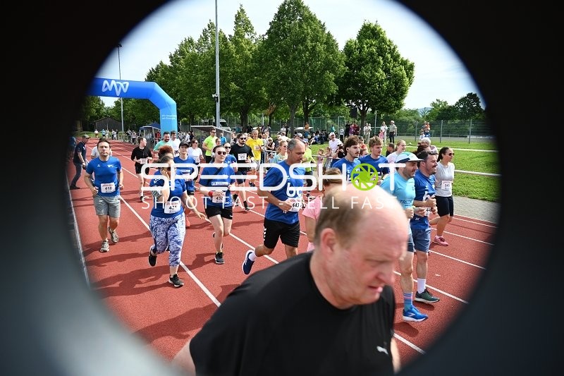 Gemeinsamer Lauf beim TVE Sommerlauf