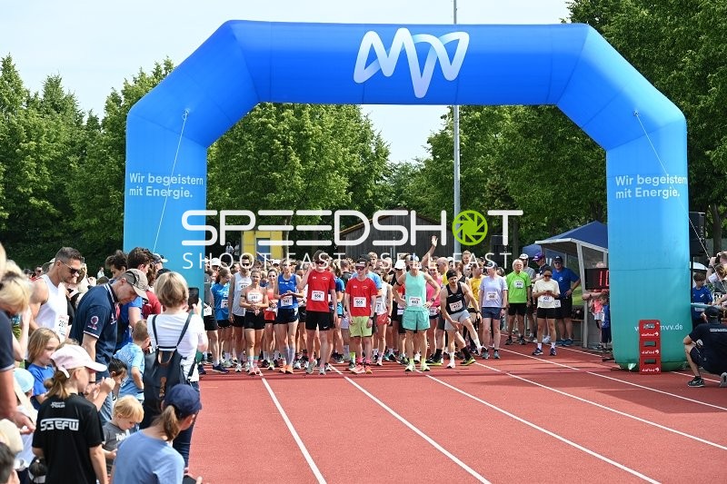 Startaufstellung TVE Sommerlauf Edingen 2025