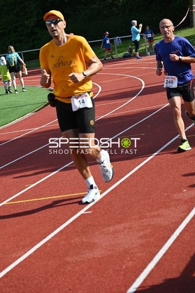 Läufer beim TVE Sommerlauf Edingen