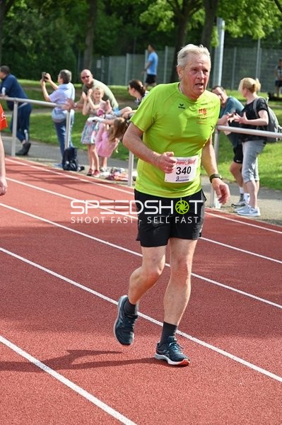 Läufer beim TVE Sommerlauf Edingen 2025