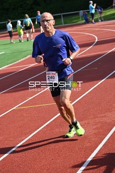 Läufer beim TVE Sommerlauf Edingen