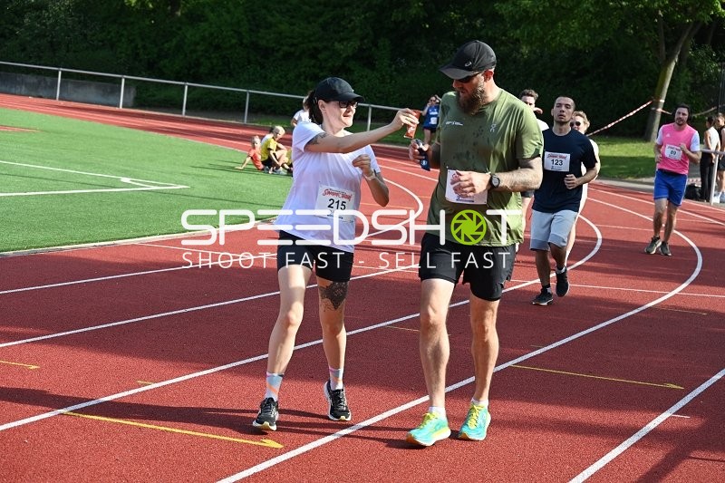 Läufer beim TVE Sommerlauf Edingen