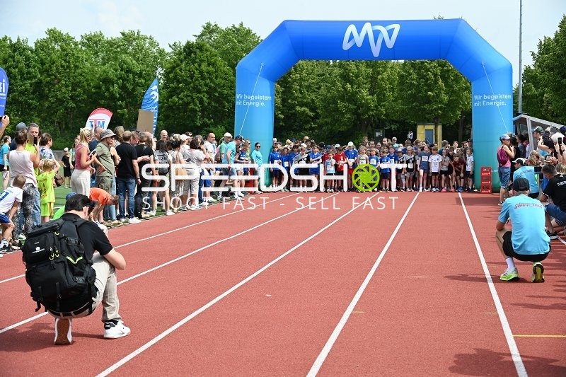 Startaufstellung TVE Sommerlauf Edingen 2025