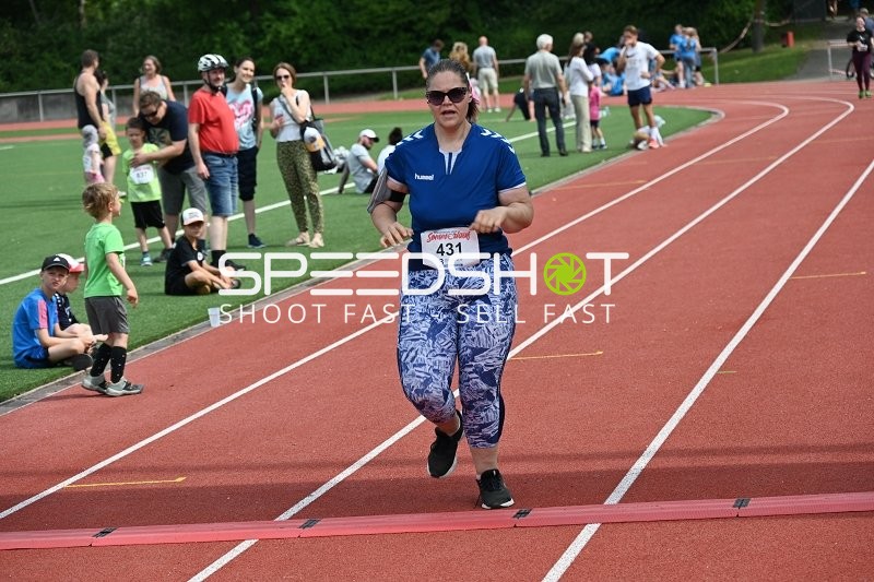 Läuferin beim TVE Sommerlauf Edingen