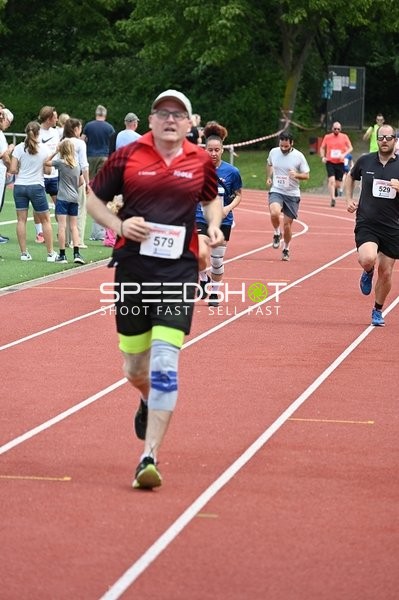 Läufer beim TVE Sommerlauf Edingen