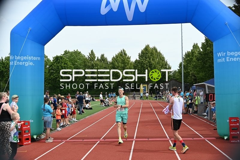 TVE Sommerlauf Edingen Zieleinlauf