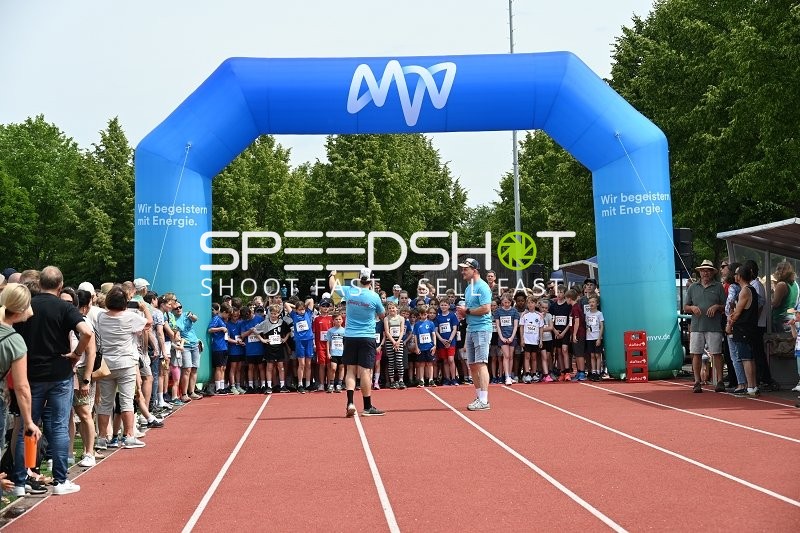 Startvorbereitung TVE Sommerlauf Edingen
