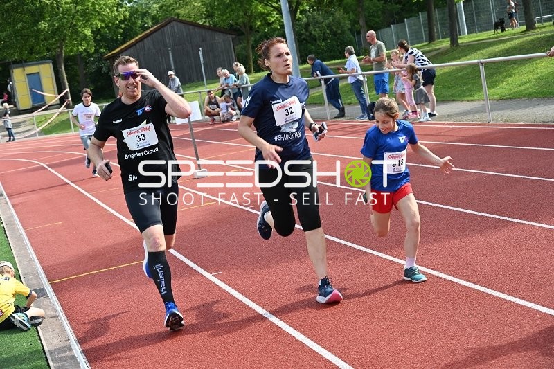 Läufer beim TVE Sommerlauf Edingen 2025