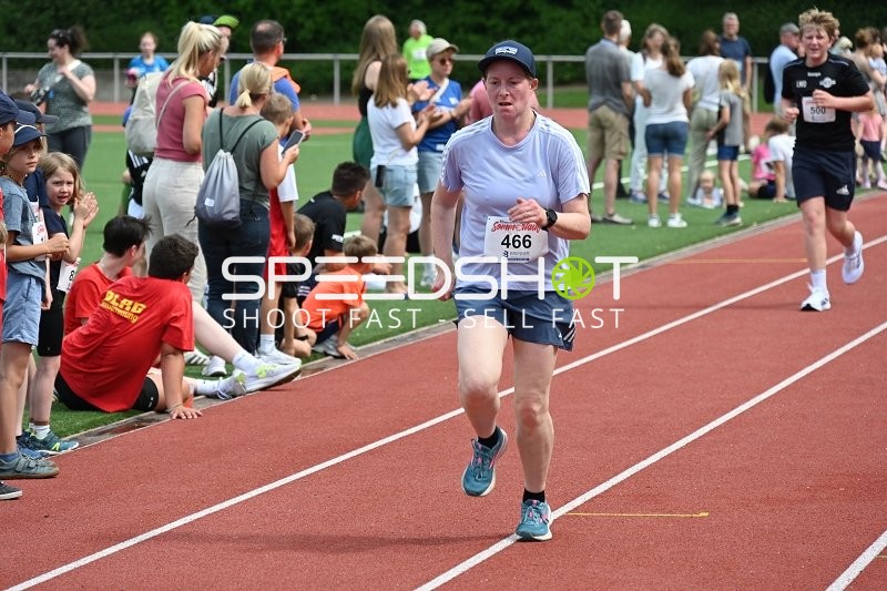 Läuferin beim TVE Sommerlauf Edingen
