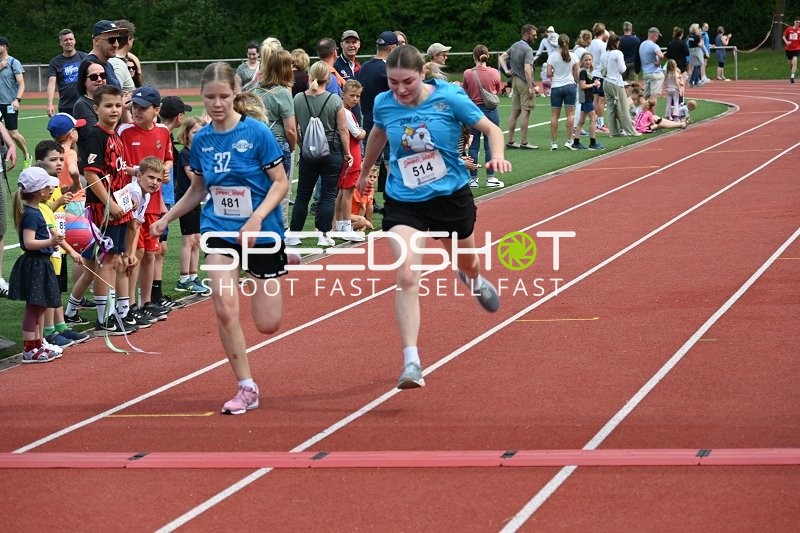Spannender Zieleinlauf beim TVE Sommerlauf