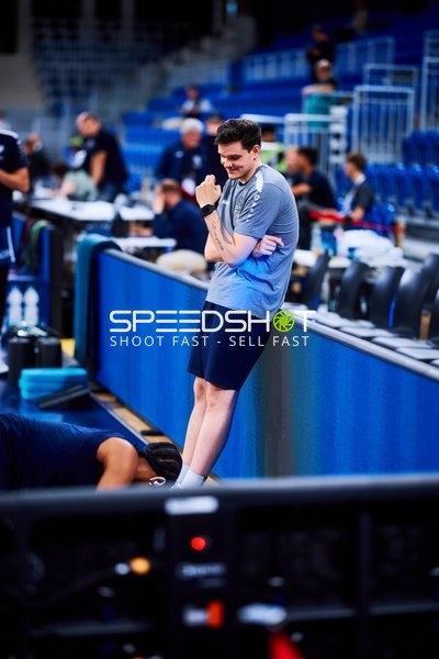 Assistant-Coach an Seitenlinie