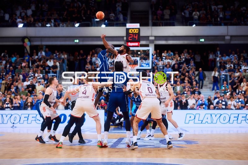 Sprungball zum Spielstart