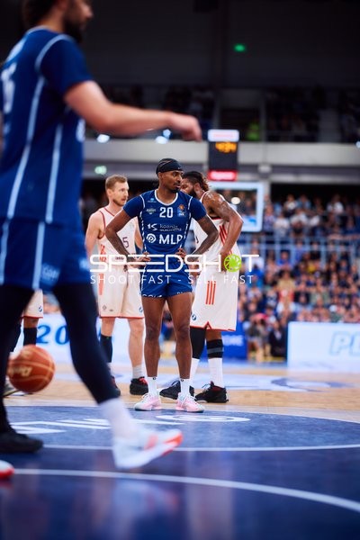 Spieler Michael Weathers (20; MLP Academics Heidelberg) in Position